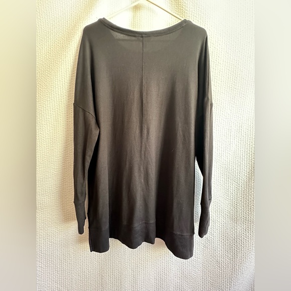 Time and Tru Women’s Black Crewneck Sweater Size: XL - Picture 2 of 6